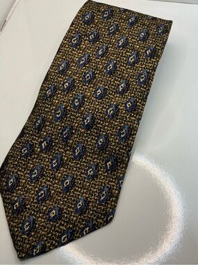 Robert Talbott Studio Brown Tie with Blue Diamond Motif